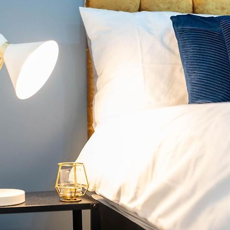 شقة برمنغهام  في Chic Studio Oasis, West Midlands! المظهر الخارجي الصورة